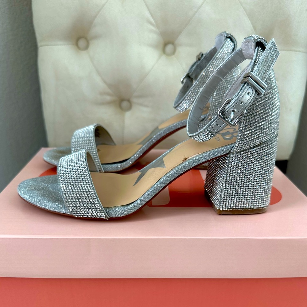 Gianni Bini Bling-Out Rhinestone Sandals Size 7.5